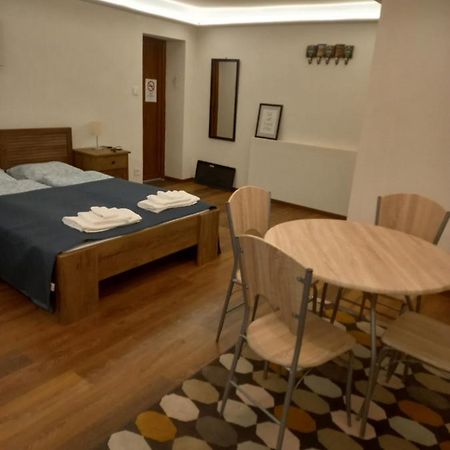 Liszt Ferenc Square Studio Apartment Budapest Exterior photo
