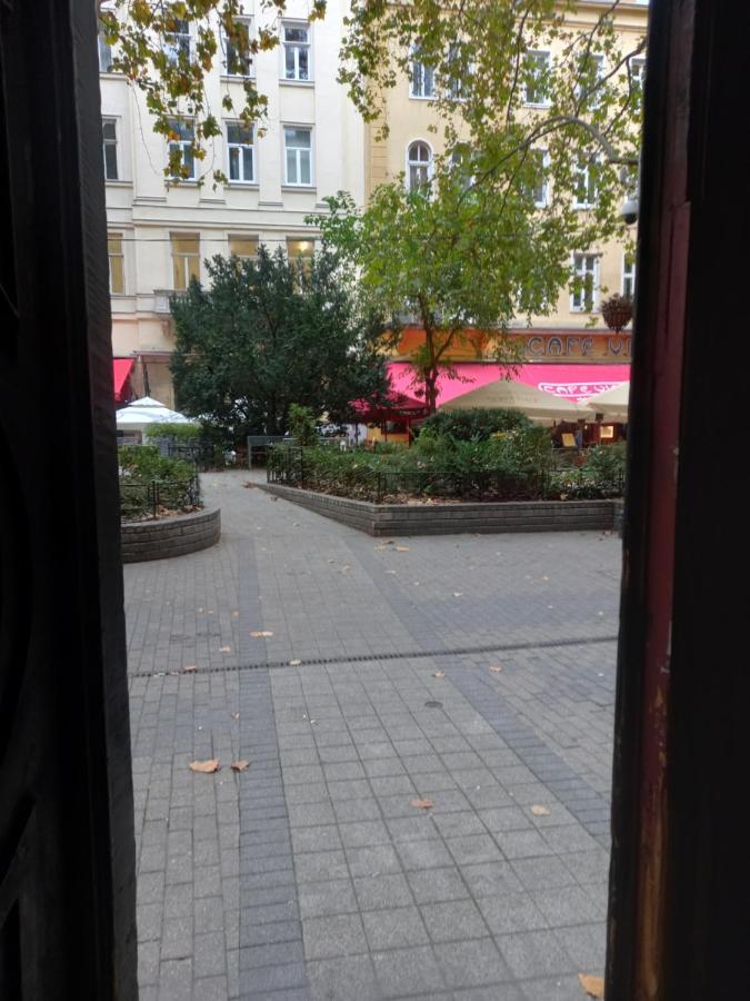 Liszt Ferenc Square Studio Apartment Budapest Exterior photo